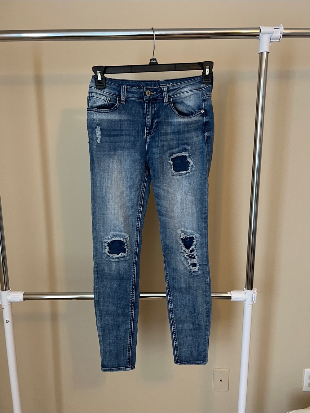 Vanilla Star Distressed Indigo Skinny Jeans